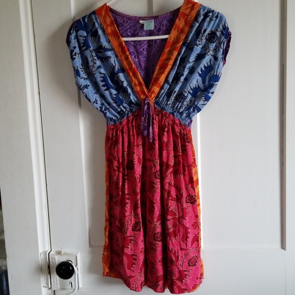 Peaceful people dress